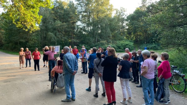 „Info-Tour“ der SPD Neu Wulmstorf 2021 mit der 12. Etappe am Moorweg und Friedhof